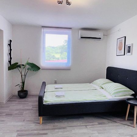 Apartman Castle Tusilovic Exterior photo